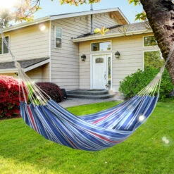OUTSUNNY Hamaca De Algodón Para Jardín 210x150 Cm Hamaca Colgante Portátil Carga Máx. 180 Kg Para Acampar Piscina Camping Rayas Azul Y Rojo -Mano Mano Ventas 1106393 3